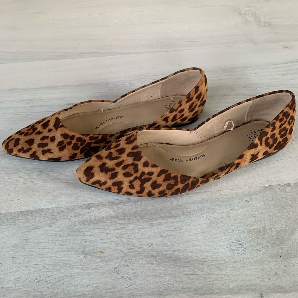 Cheetah flats. Size 8.5. New.